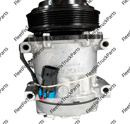 OEM 1101056  Paccar A/C Compressor Peterbilt Kenworth