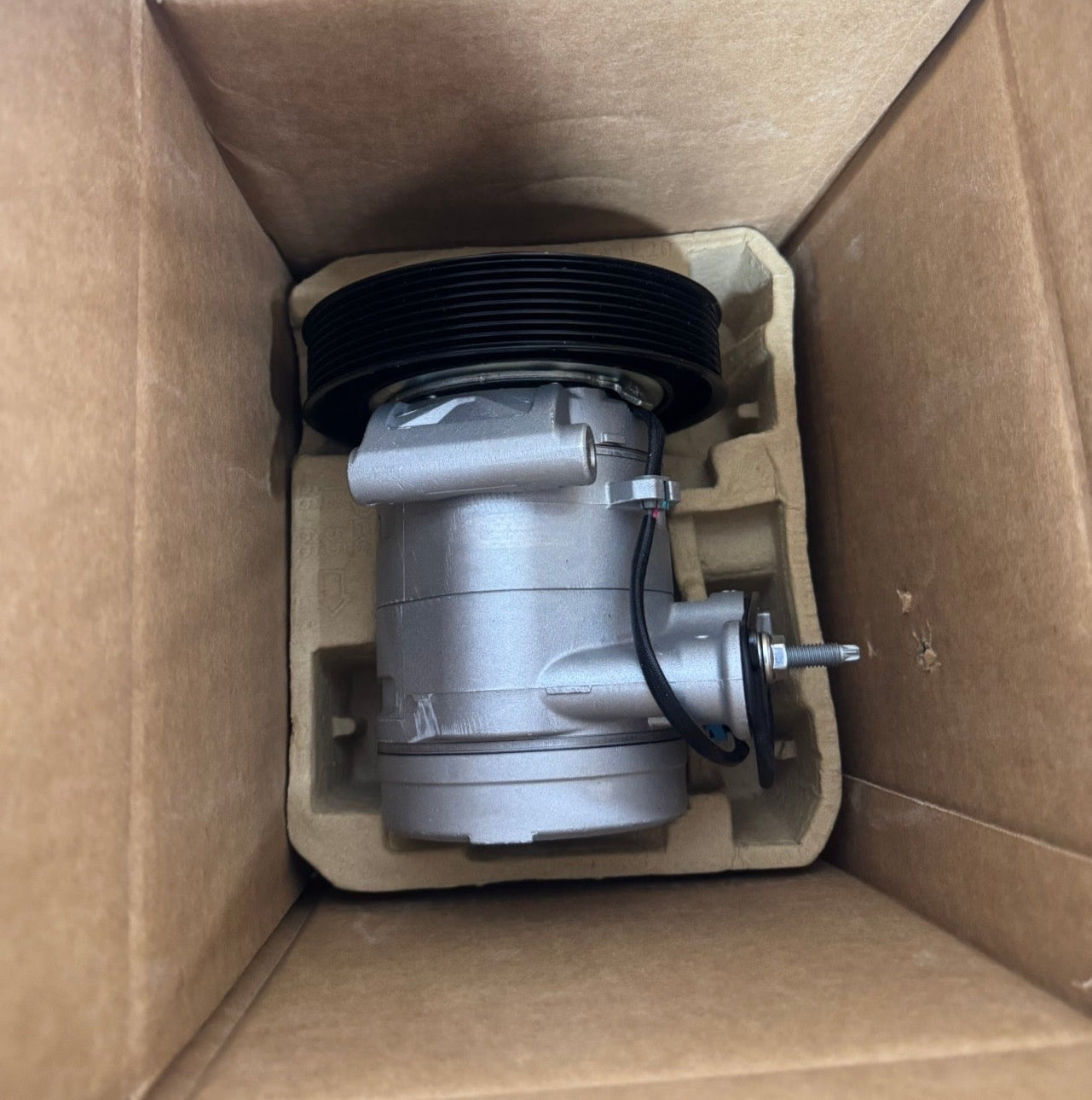 A22-75520-000 Freightliner Cascadia AC Compressor